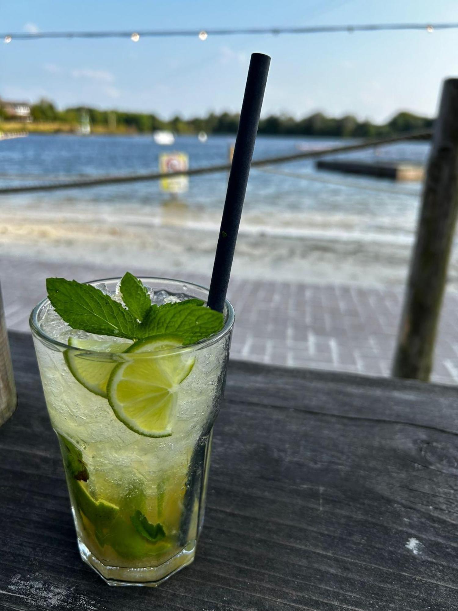 Ferienhaus Ella Am See Aurich Kültér fotó
